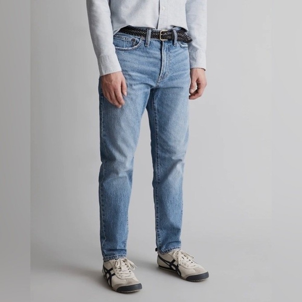 Madewell Mens Relaxed Taper Jeans in Marcey Wash Size 30/32 Light Wash Jeans NEW